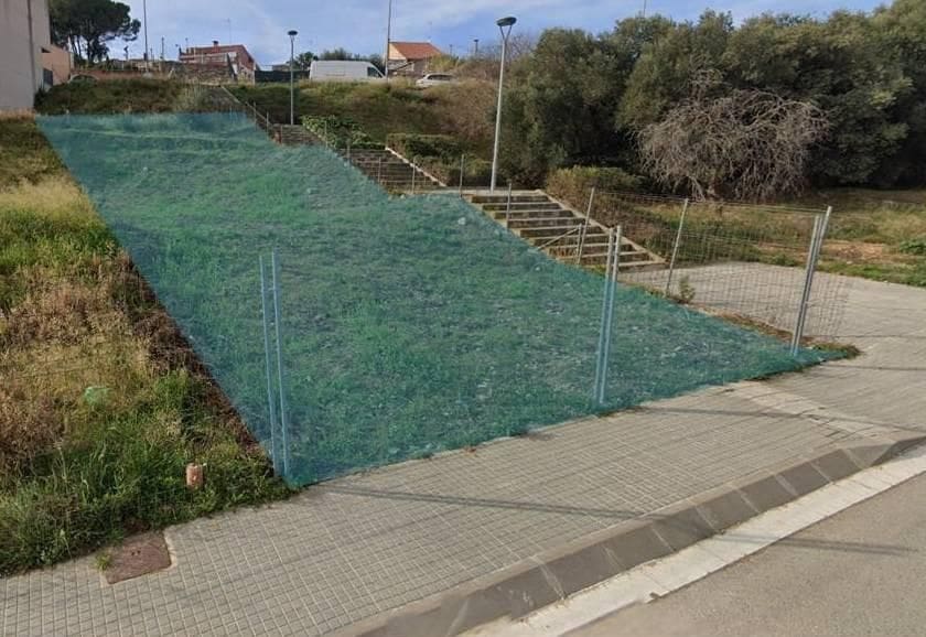 Byggetomt til salgs i Sentmenat - € 75 000 (Ref: 9510009)