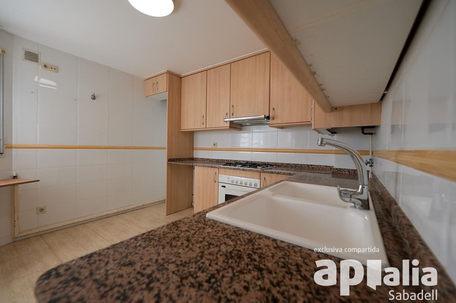 Byhus til salg i Sentmenat med garage - € 378.000 (Ref: 9510010)