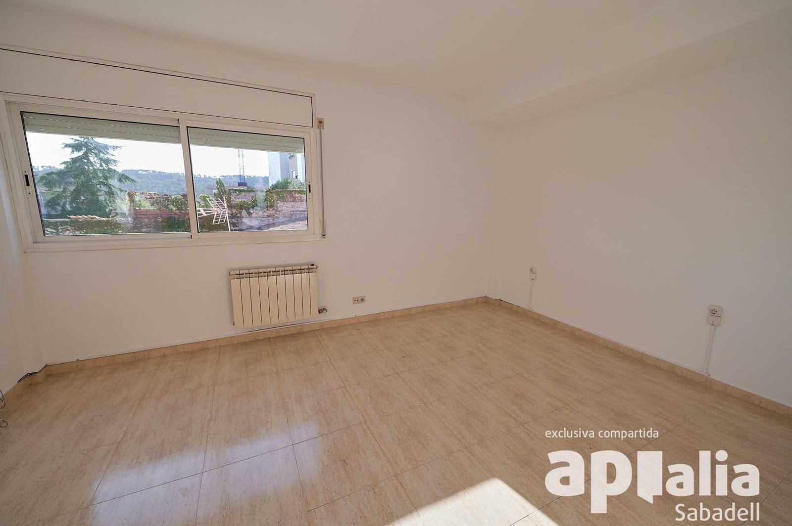 Byhus til salg i Sentmenat med garage - € 378.000 (Ref: 9510010)