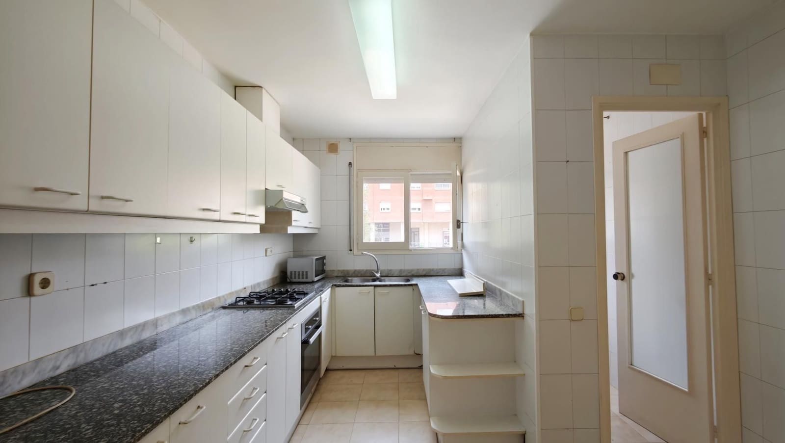 4 soveværelse Lejlighed til salg i Sentmenat - € 250.000 (Ref: 9510012)