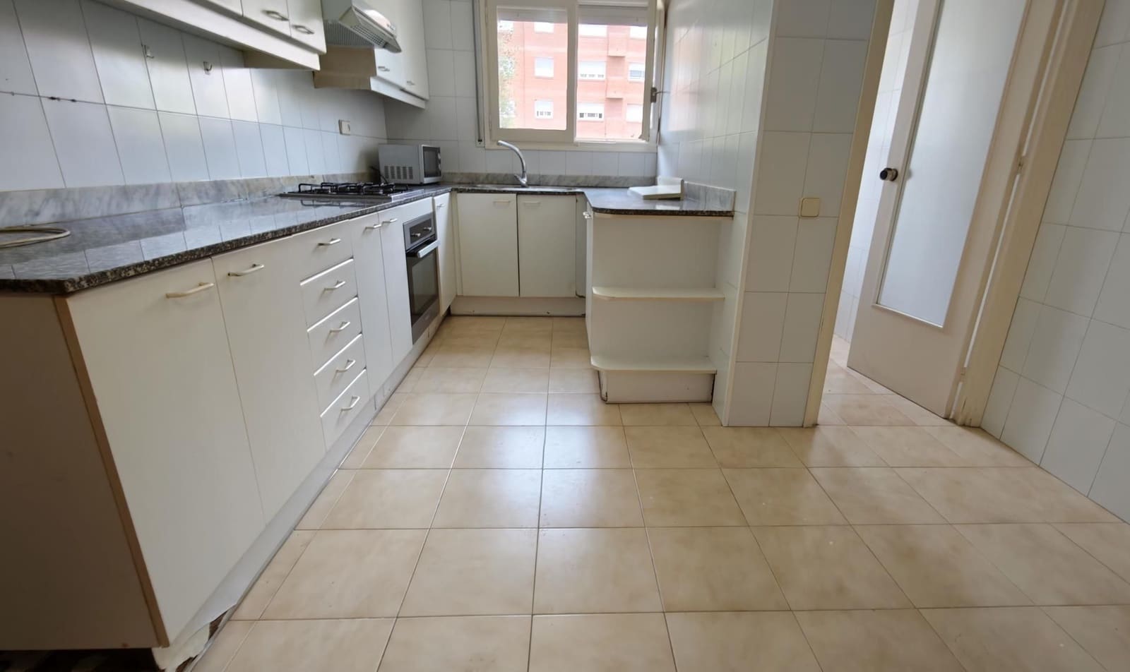 4 soveværelse Lejlighed til salg i Sentmenat - € 250.000 (Ref: 9510012)