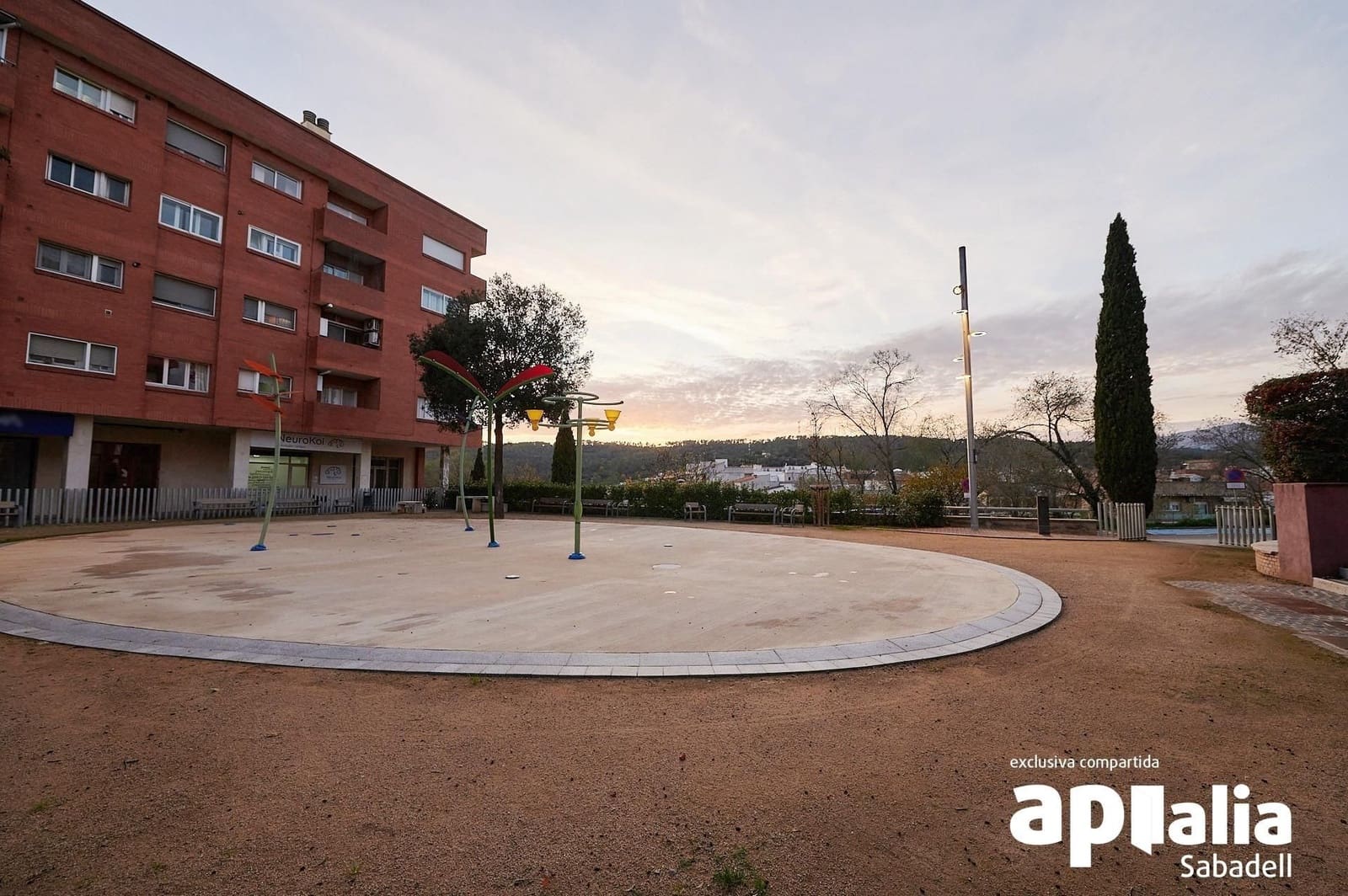 4 soveværelse Lejlighed til salg i Sentmenat - € 250.000 (Ref: 9510012)