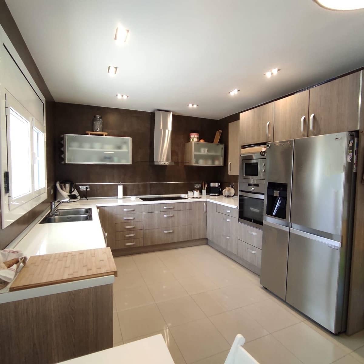 6 soveværelse Villa til salg i Castellar del Valles med swimmingpool garage - € 580.000 (Ref: 9510018)