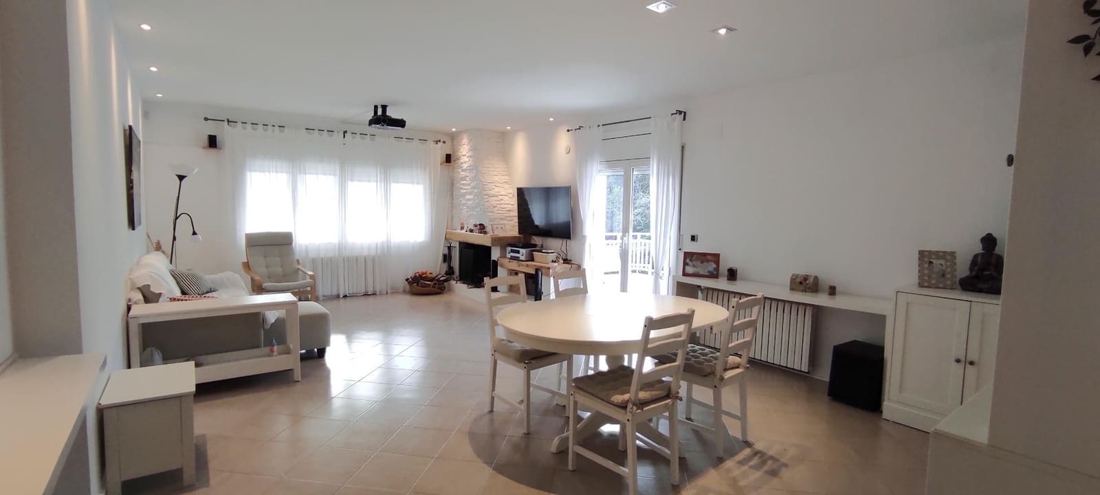 6 soveværelse Villa til salg i Castellar del Valles med swimmingpool garage - € 580.000 (Ref: 9510018)