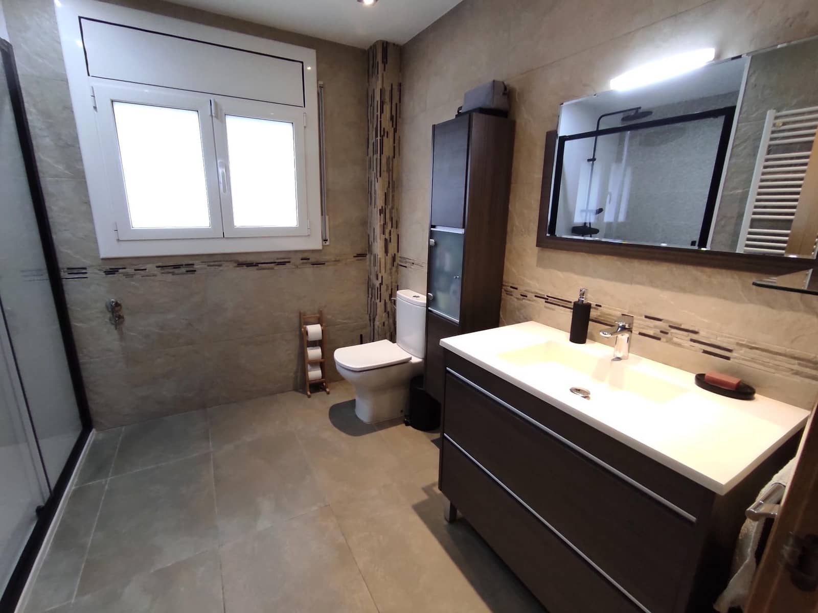 6 soveværelse Villa til salg i Castellar del Valles med swimmingpool garage - € 580.000 (Ref: 9510018)