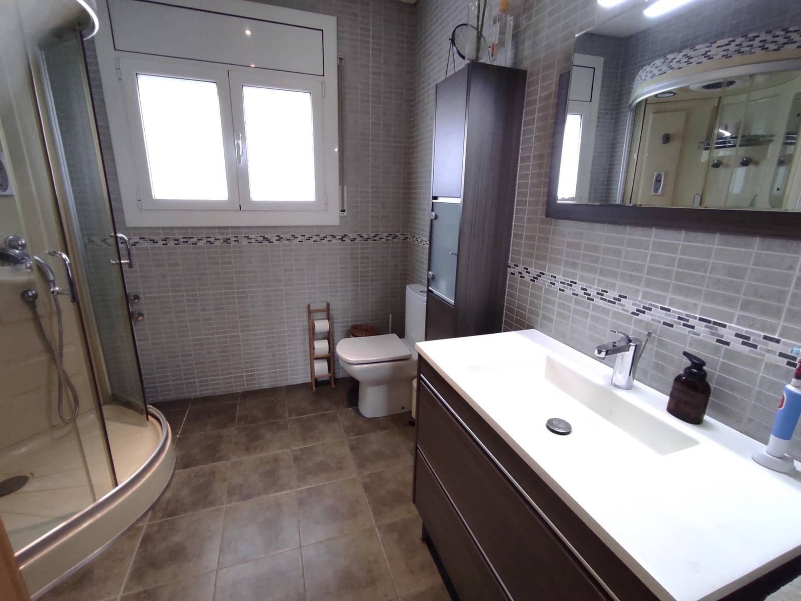 6 soveværelse Villa til salg i Castellar del Valles med swimmingpool garage - € 580.000 (Ref: 9510018)