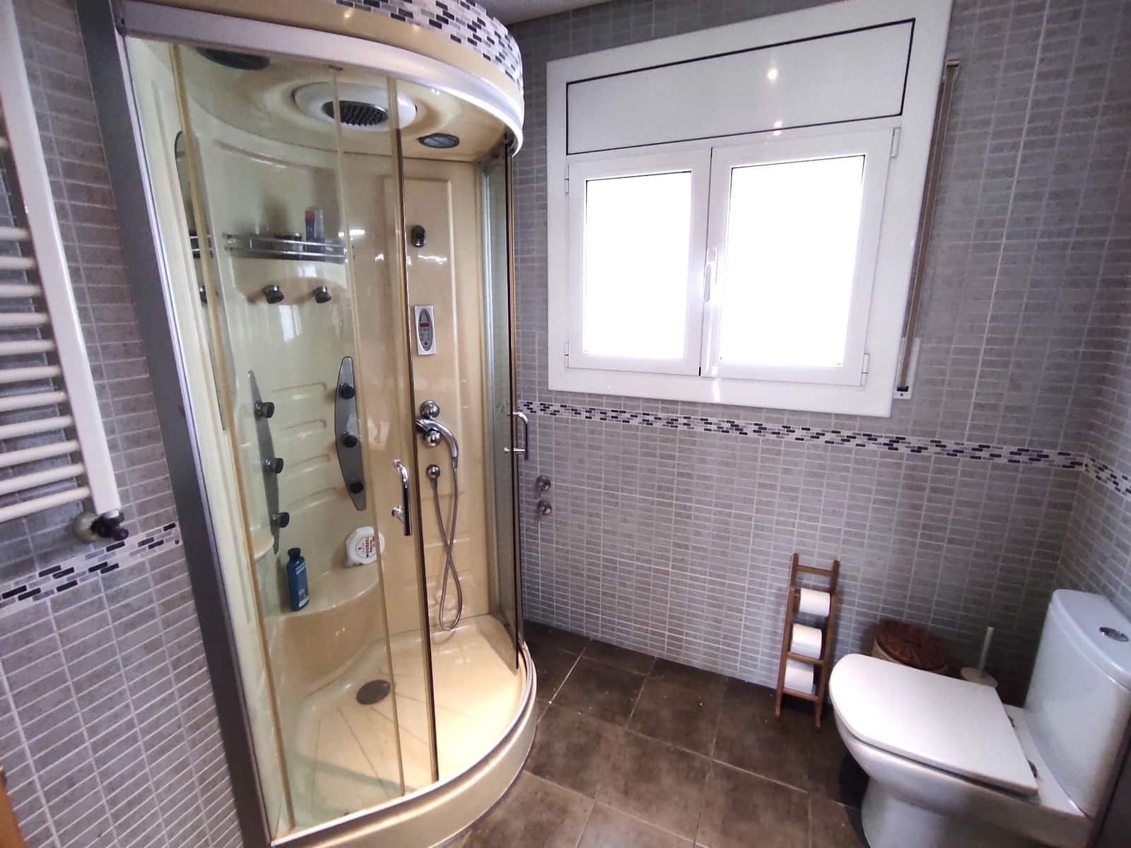 6 soveværelse Villa til salg i Castellar del Valles med swimmingpool garage - € 580.000 (Ref: 9510018)