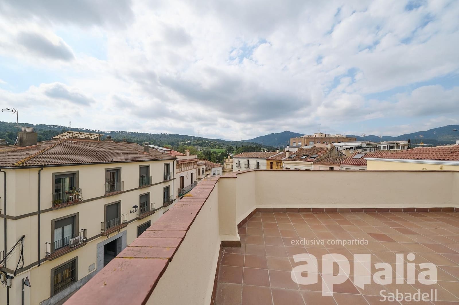 3 soveværelse Byhus til salg i Sentmenat med garage - € 339.999 (Ref: 9510019)