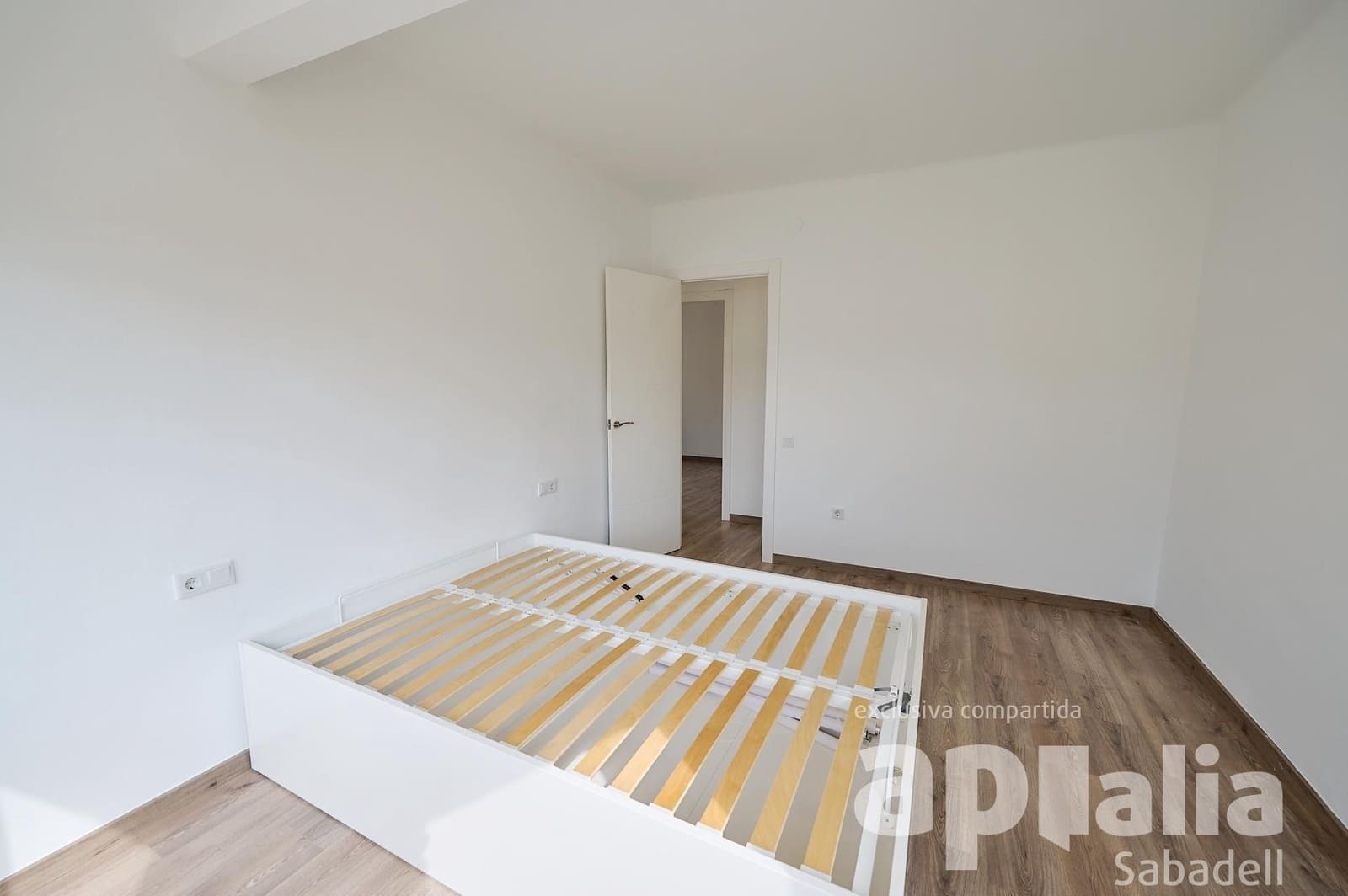 3 soveværelse Byhus til salg i Sentmenat med garage - € 339.999 (Ref: 9510019)