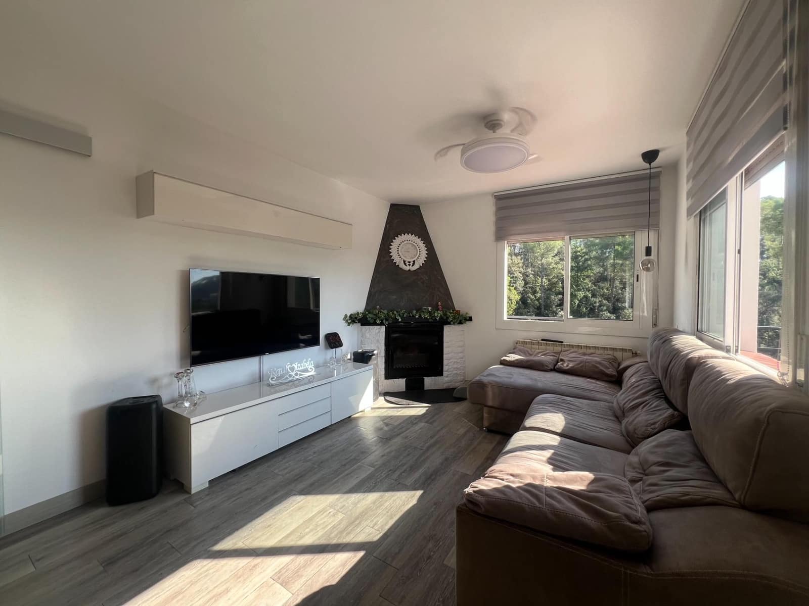 4 soveværelse Villa til salg i Sentmenat med garage - € 380.000 (Ref: 9510020)