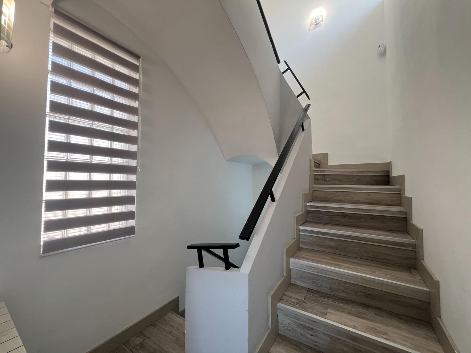 4 soveværelse Villa til salg i Sentmenat med garage - € 380.000 (Ref: 9510020)