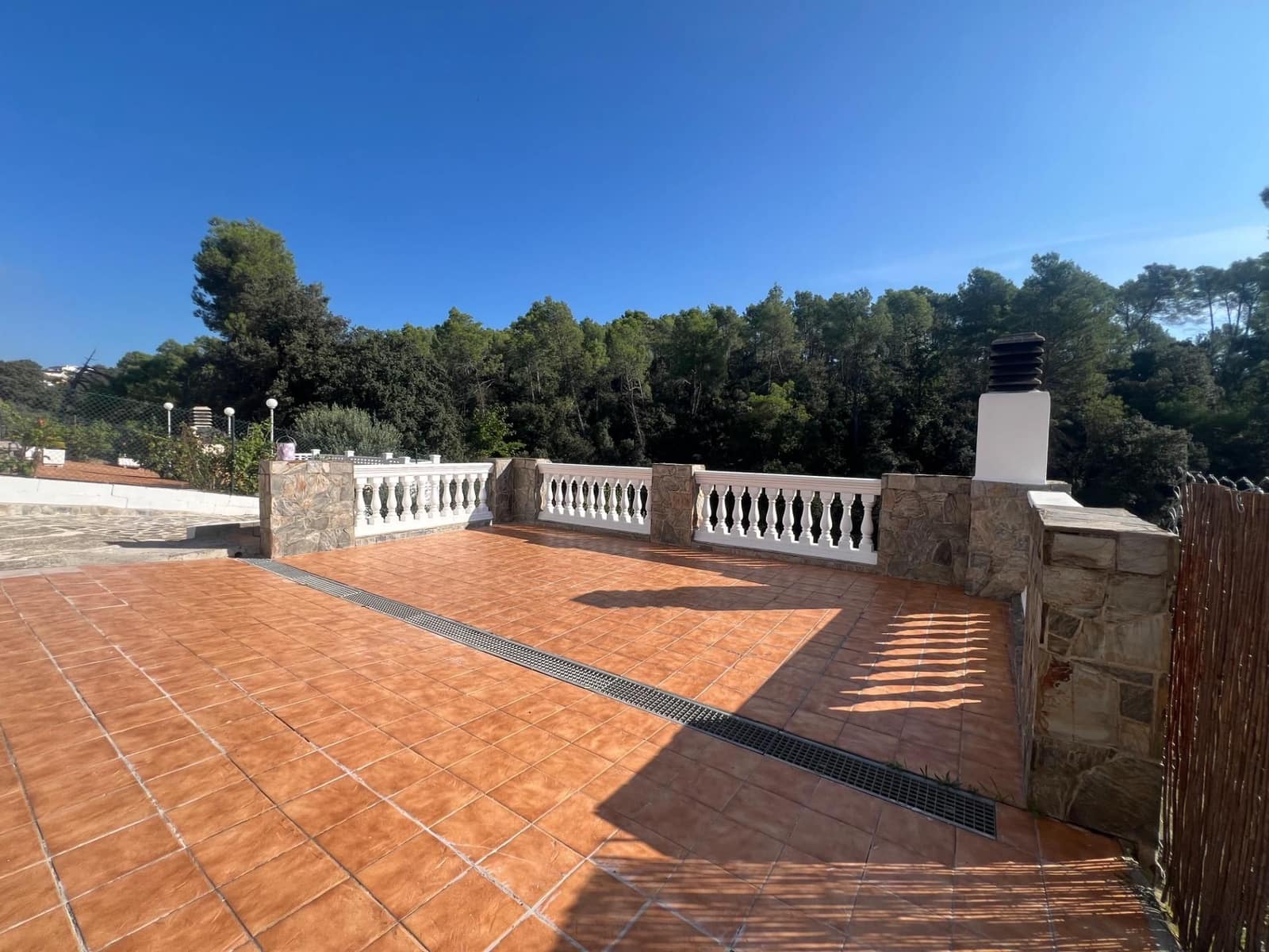 4 soveværelse Villa til salg i Sentmenat med garage - € 380.000 (Ref: 9510020)