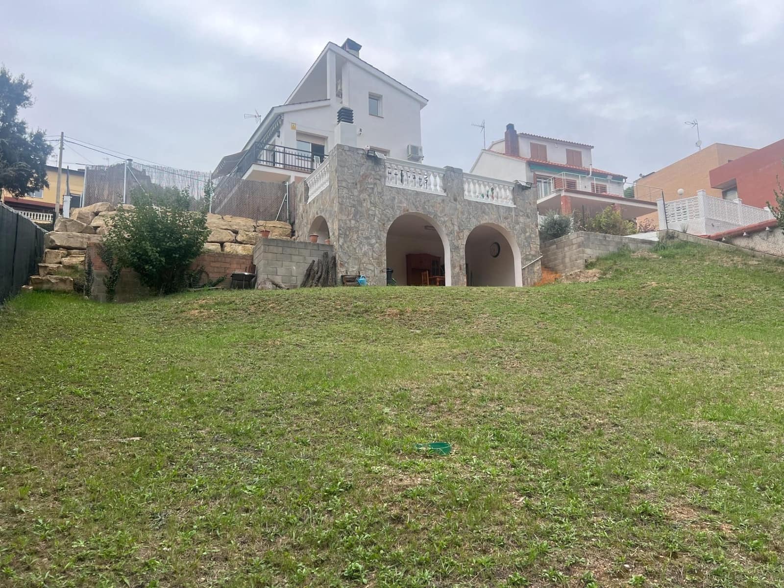 4 soveværelse Villa til salg i Sentmenat med garage - € 380.000 (Ref: 9510020)