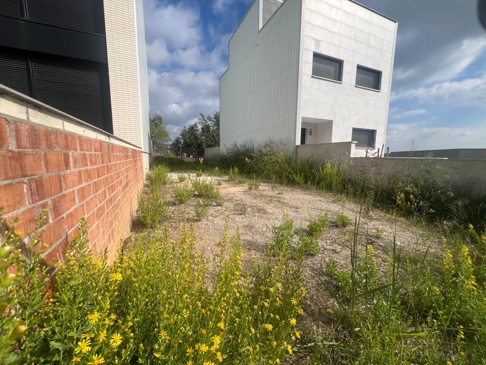 Byggetomt til salgs i Sentmenat - € 63 000 (Ref: 9510022)