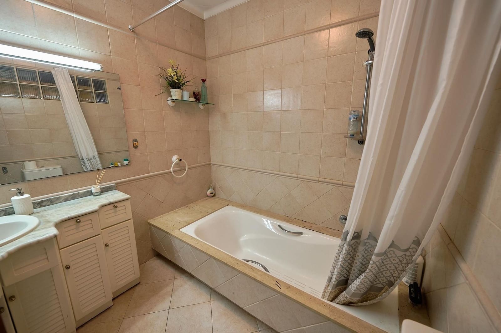 Byhus til salg i Sentmenat - € 337.000 (Ref: 9516080)