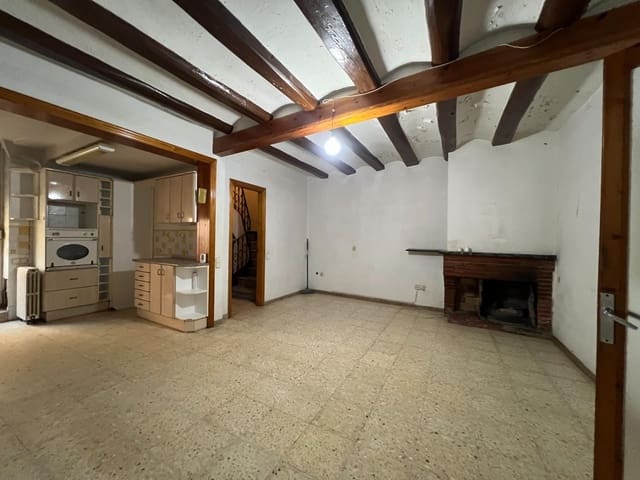 Hus til salgs i Sentmenat - € 337 000 (Ref: 9516080)