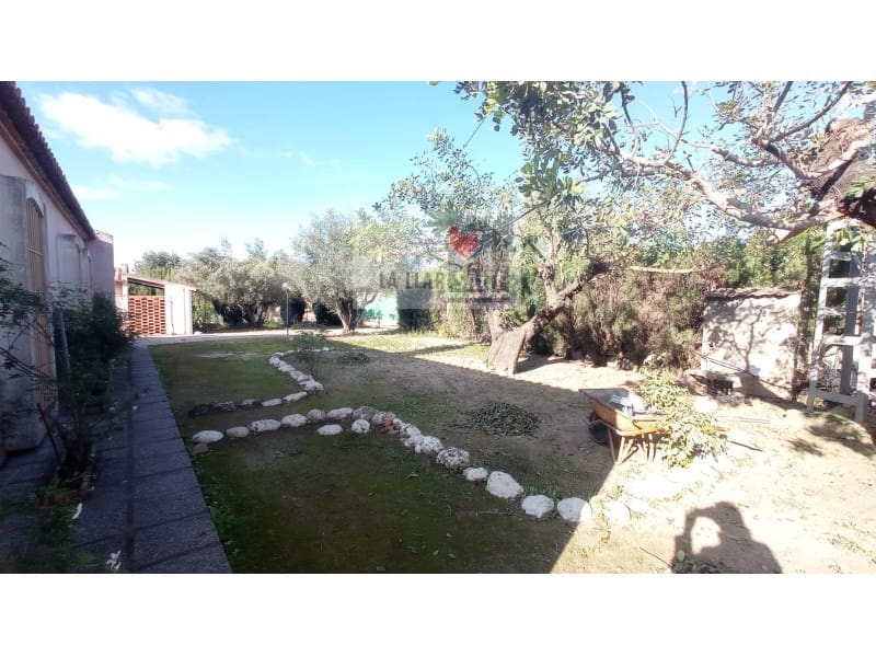 6 bedroom Villa for sale in Llosa de Ranes - € 450,000 (Ref: 7716463)