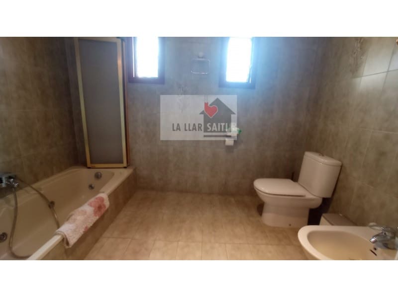 6 bedroom Villa for sale in Llosa de Ranes - € 450,000 (Ref: 7716463)