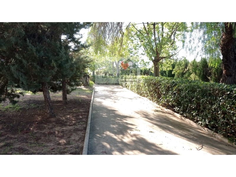 6 bedroom Villa for sale in Llosa de Ranes - € 450,000 (Ref: 7716463)