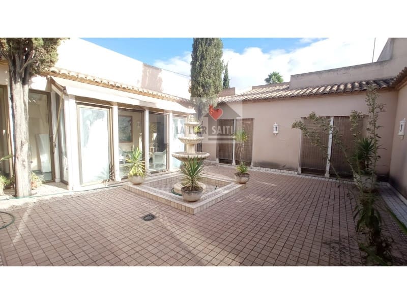 6 bedroom Villa for sale in Llosa de Ranes - € 450,000 (Ref: 7716463)