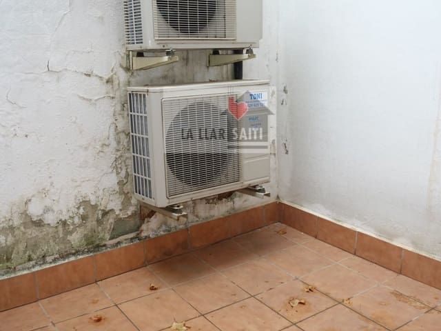 Commercieel te koop in Xàtiva - € 150.000 (Ref: 7994832)