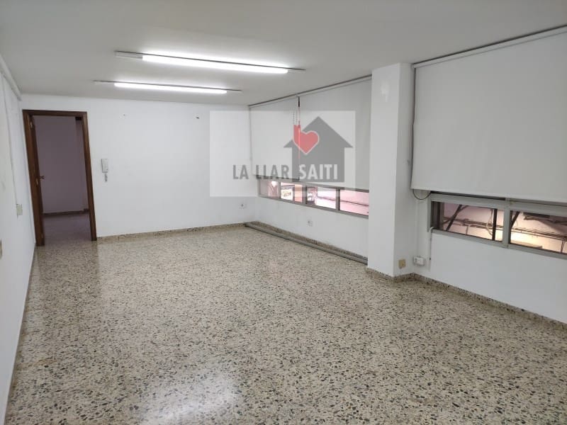Kontor til leie i Xativa - € 230 (Ref: 9613935)