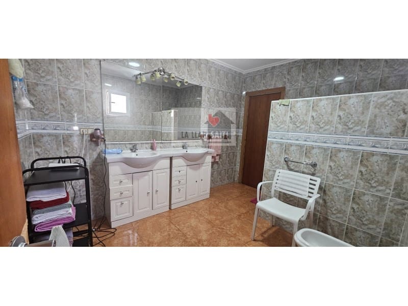 4 soveværelse Finca/Landehus til salg i Xativa - € 230.000 (Ref: 9613936)