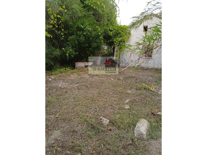 Ubebygd land til salgs i Genoves - € 49 500 (Ref: 9613937)