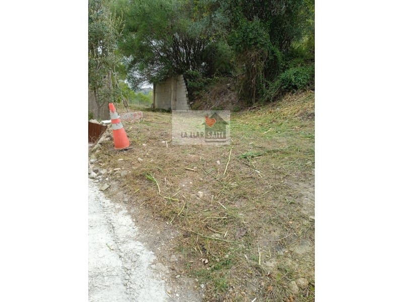 Ubebygd land til salgs i Genoves - € 49 500 (Ref: 9613937)