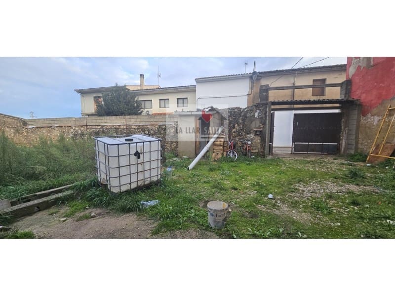 Erhverv til salg i L'Enova - € 50.000 (Ref: 9613938)