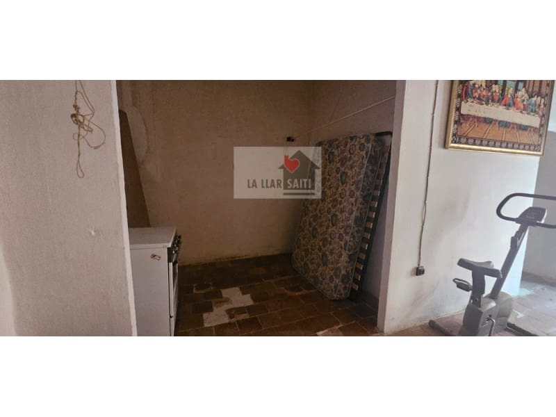 7 soveværelse Byhus til salg i Xativa - € 90.000 (Ref: 9613942)