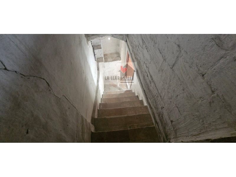 7 soveværelse Byhus til salg i Xativa - € 90.000 (Ref: 9613942)