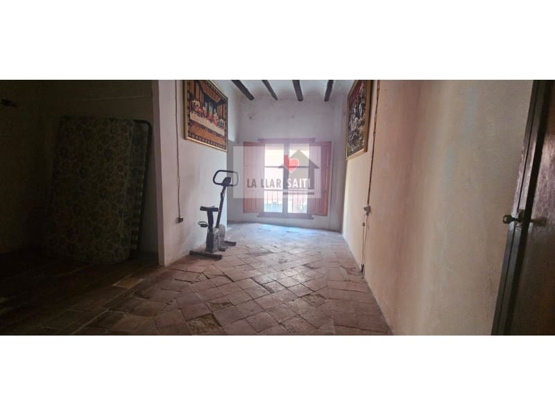 7 soveværelse Byhus til salg i Xativa - € 90.000 (Ref: 9613942)