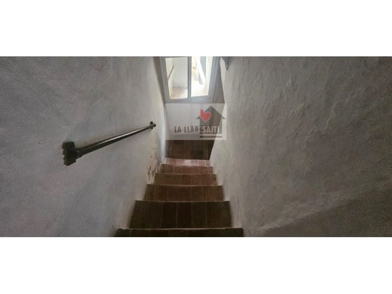 7 soveværelse Byhus til salg i Xativa - € 90.000 (Ref: 9613942)