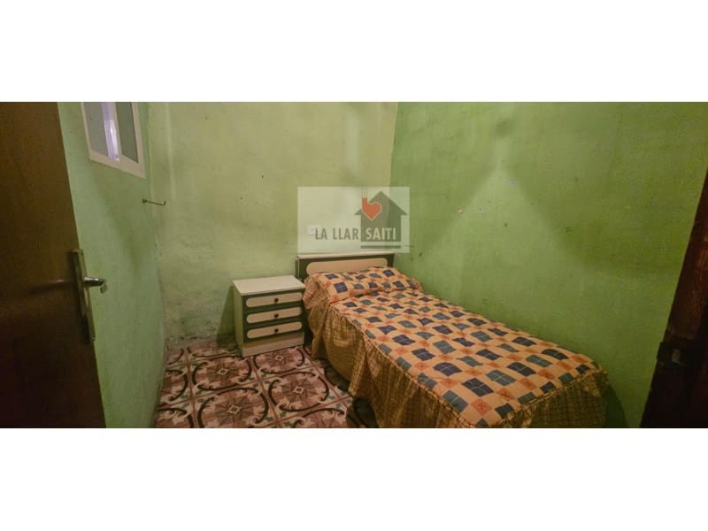 7 soveværelse Byhus til salg i Xativa - € 90.000 (Ref: 9613942)