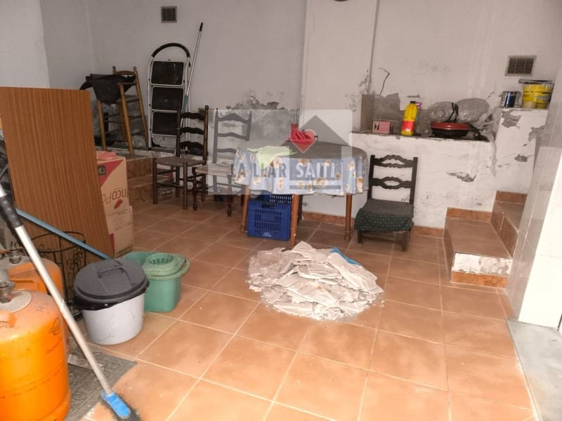 4 soveværelse Byhus til salg i Xativa - € 105.000 (Ref: 9613943)