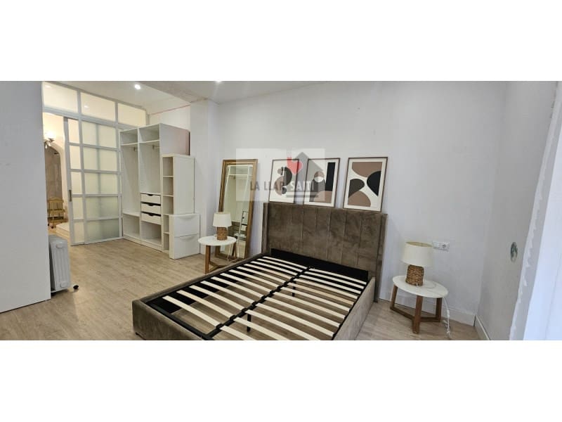 Piso de 3 habitaciones en Xàtiva en venta - 180.000 € (Ref: 9613944)