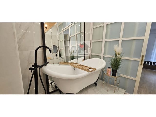 Piso de 3 habitaciones en Xàtiva en venta - 180.000 € (Ref: 9613944)