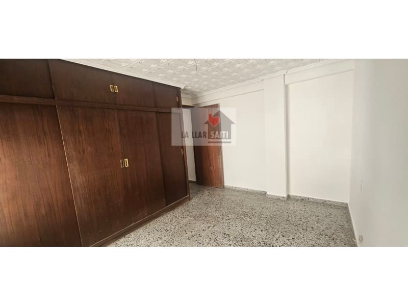 4 bedroom Flat for sale in Xirivella - € 188,000 (Ref: 9613946)