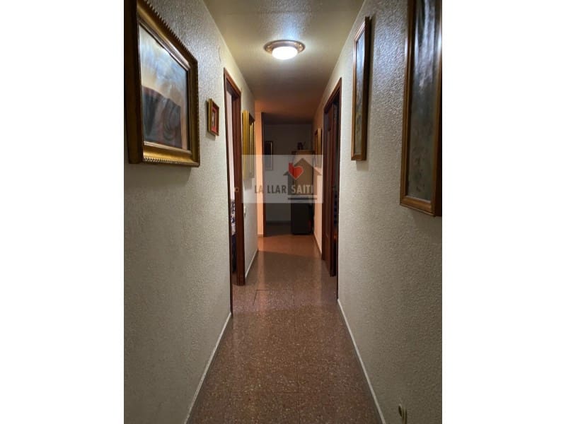 Piso de 4 habitaciones en Xàtiva en venta - 190.000 € (Ref: 9613949)