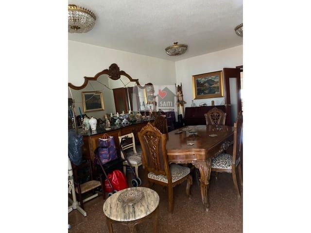 Piso de 4 habitaciones en Xàtiva en venta - 190.000 € (Ref: 9613949)