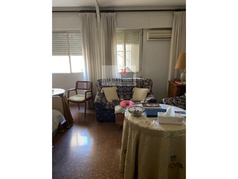 Piso de 4 habitaciones en Xàtiva en venta - 190.000 € (Ref: 9613949)