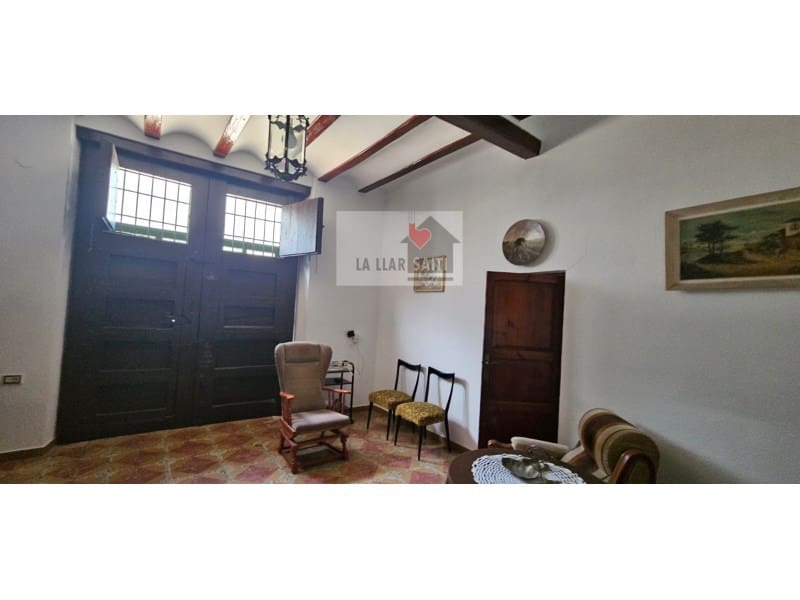 4 bedroom Villa for sale in Xativa - € 300,000 (Ref: 9613950)