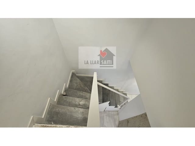 Kommersiell til leie i Xàtiva - € 1 100 (Ref: 9613955)