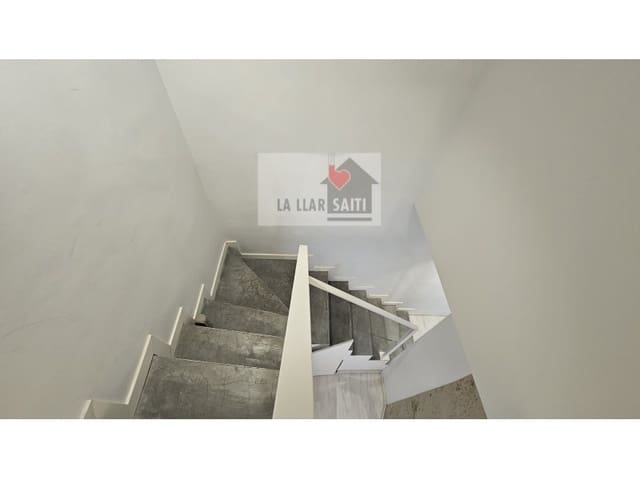 Kommersiell til leie i Xàtiva - € 1 100 (Ref: 9613955)