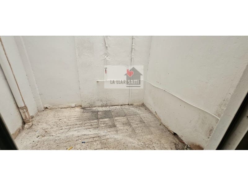 Erhverv til salg i Xativa - € 400.000 (Ref: 9613961)