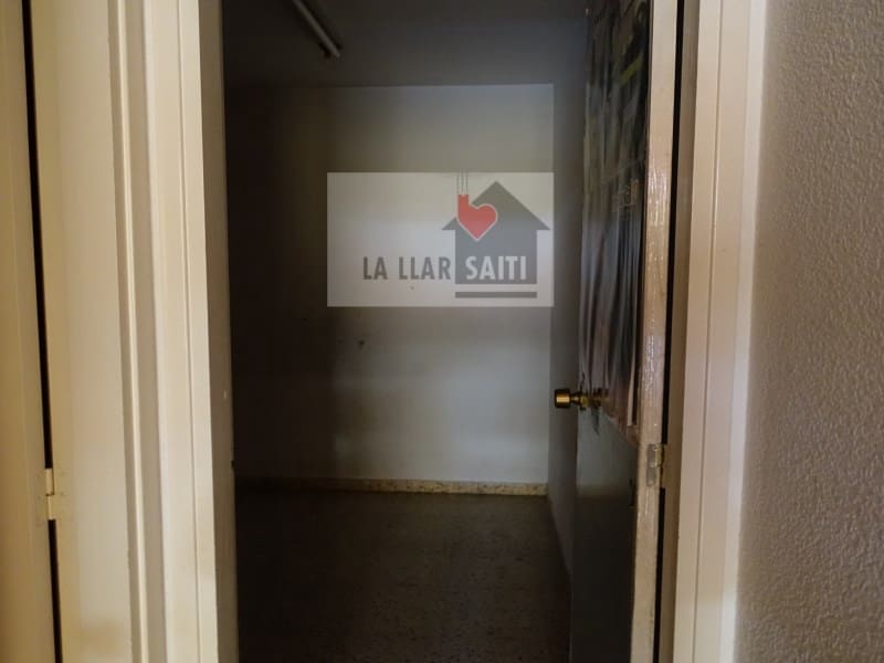 Kommersiell til leie i Xativa - € 700 (Ref: 9613964)