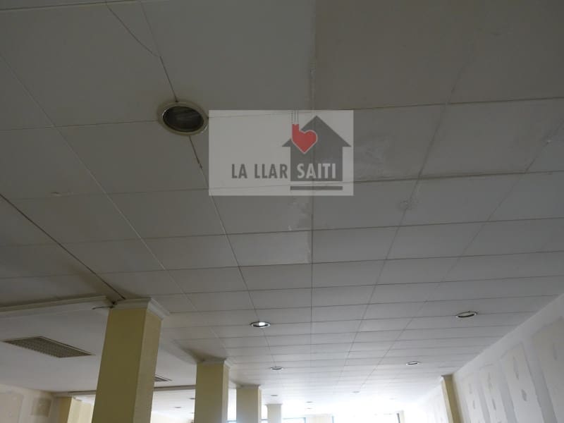 Kommersiell til leie i Xativa - € 1 000 (Ref: 9613966)