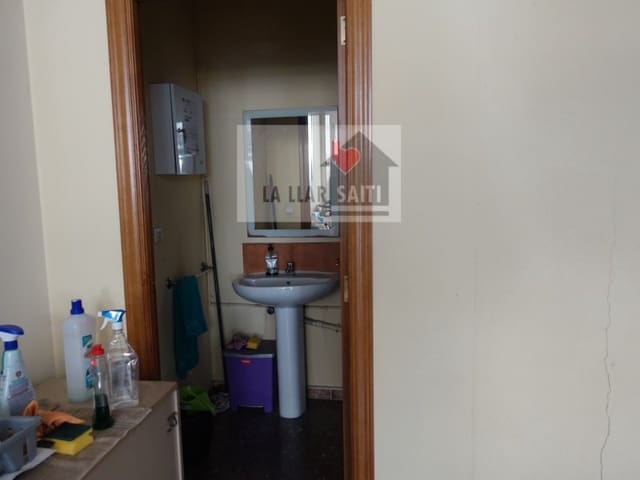 Kommersiell til leie i Xàtiva - € 1 000 (Ref: 9613966)