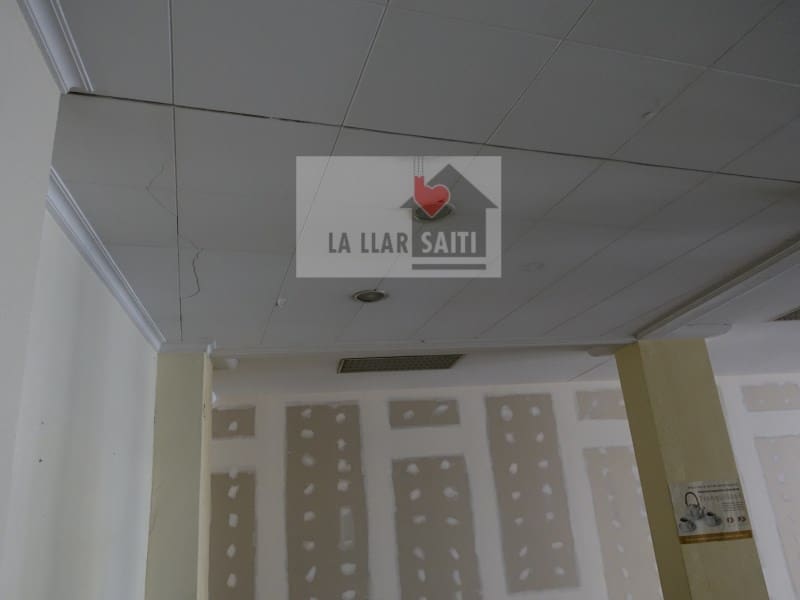 Kommersiell til leie i Xativa - € 1 000 (Ref: 9613966)